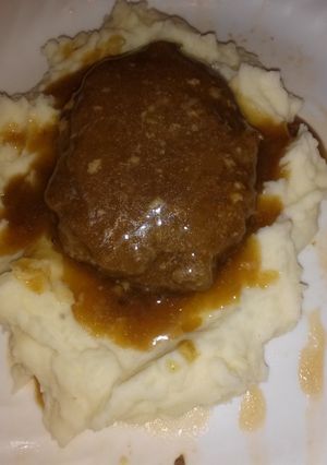 A picture of Even Easier Salisbury Steak.