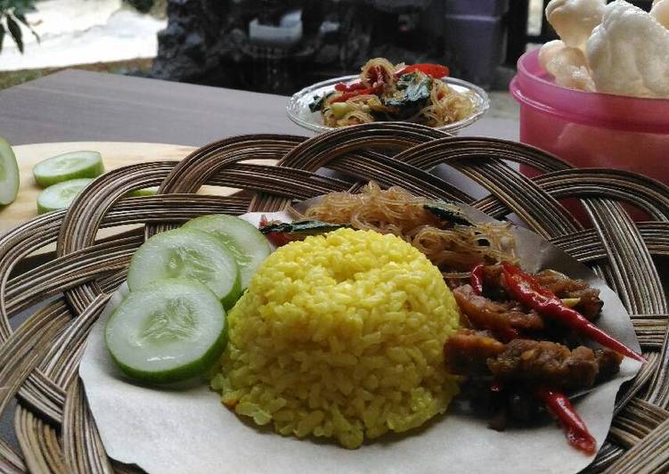 Nasi Kuning