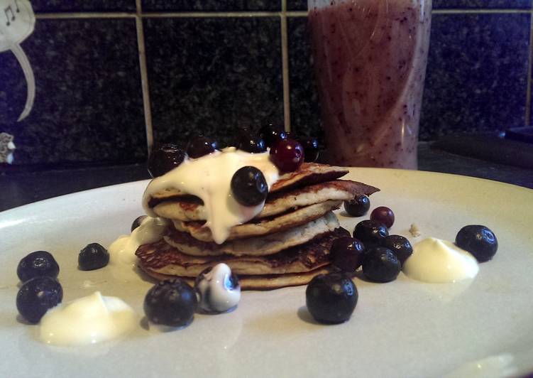 Recipe of Ultimate Sophie&#39;s Flourless banana pancakes