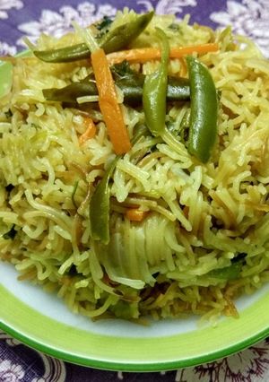A picture of Veg semiya upma.