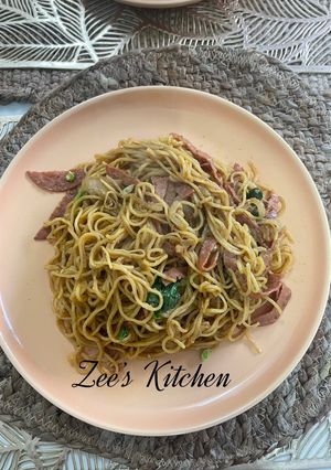 A picture of Stir fried Noodles.