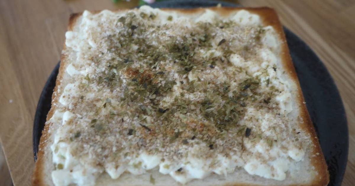 Nice Toasted Aroma! Fluffy Tofu Sesame Toast Recipe by cookpad.japan