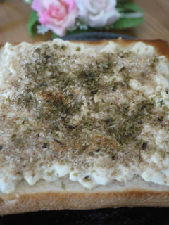 A picture of Nice Toasted Aroma! Fluffy Tofu Sesame Toast.