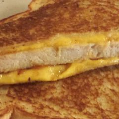 A picture of Bbq Pork Loin Grilled Cheese.