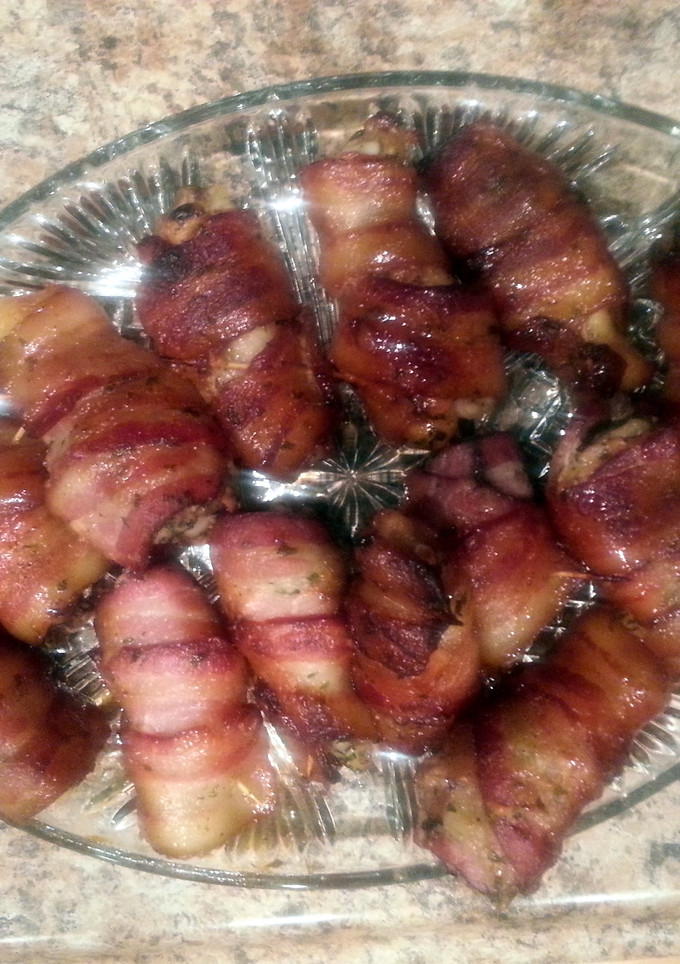 A picture of Bacon Wrapped Chicken Wings.