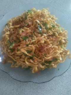 Foto resep Mie goreng burung dara