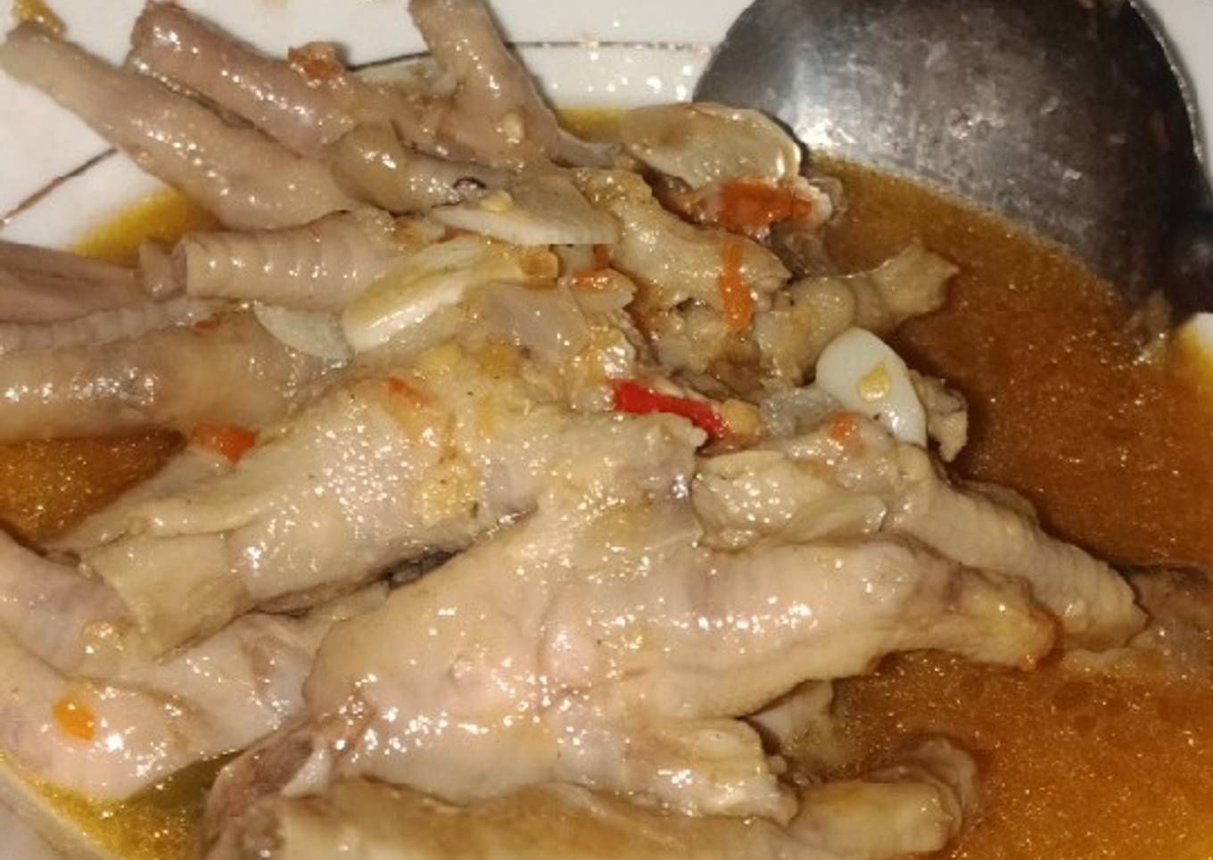 Ceker kuah pedas
