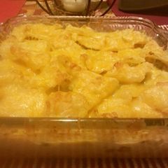A picture of Easy Tuna Noodle Casserole.