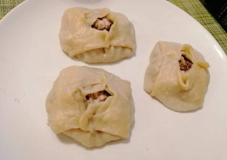Step-by-Step Guide to Prepare Favorite Russian Manti