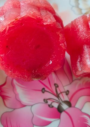 तरबूज की कुल्फी (Tarbooz ki kulfi recipe in hindi) रेसिपी मुख्य फोटो
