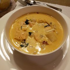A picture of Thai seafood.