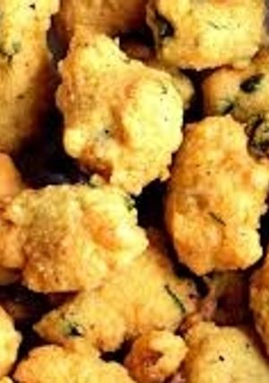 A picture of Moong dal bhajiya.