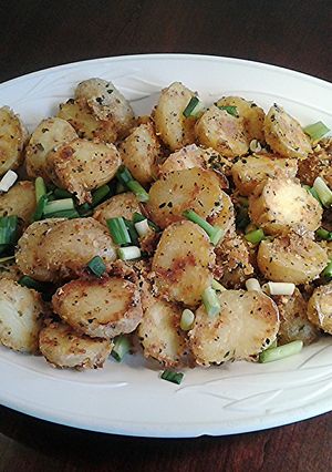 A picture of Parmesan Crumb Roasted Potatos.