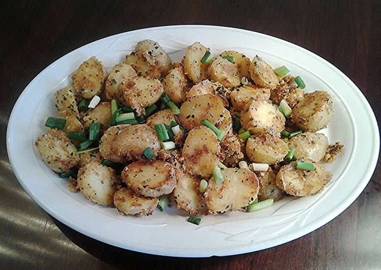 Steps to Prepare Homemade Parmesan Crumb Roasted Potatos