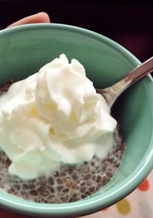 A picture of Low-Carb Cinnamon Chia Seed Pudding.