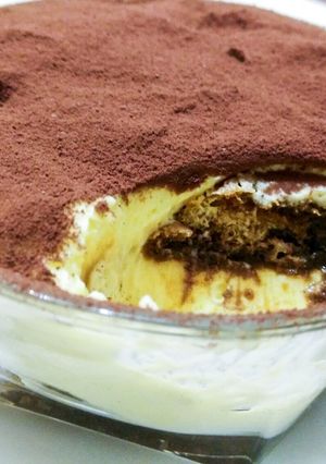 A picture of Ricetta autentica tiramisù (Authentic Tiramisu).