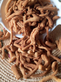 A picture of Chin chin.