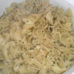 A picture of Herbed Egg Noodles.