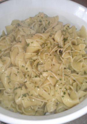 A picture of Herbed Egg Noodles.