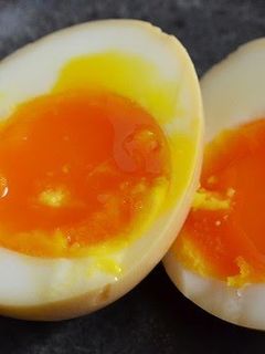 A picture of Easy Soft Boiled Eggs.