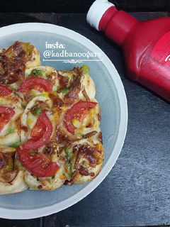 عکسی از دستور پیتزا رولی فوری 🍕
