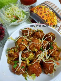 ड्राई वेज मंचूरियन(Dry Veg manchurian recipe in Hindi) रेसिपी मुख्य फोटो