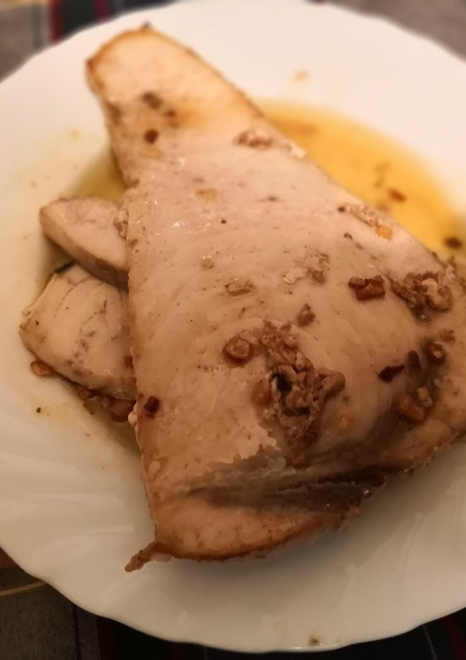 Una foto de Pez espada al ajillo