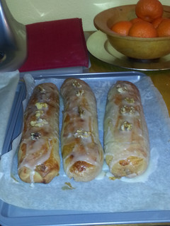 A picture of Mary's nut roll.