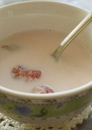 A picture of Easy Strawberry Milk in the Microwave.