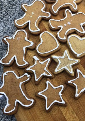 Una foto de Glasé real para decorar cookies