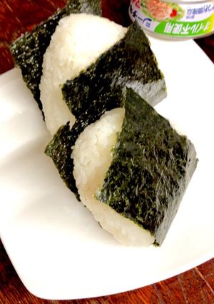 A picture of Tuna Mayo & Bonito Flake Onigiri.