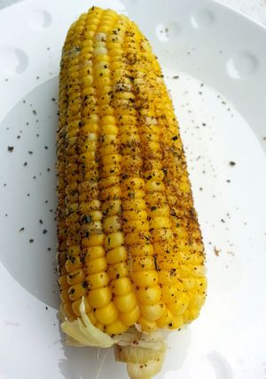 A picture of Corn On The Cob With Cajun Spice.