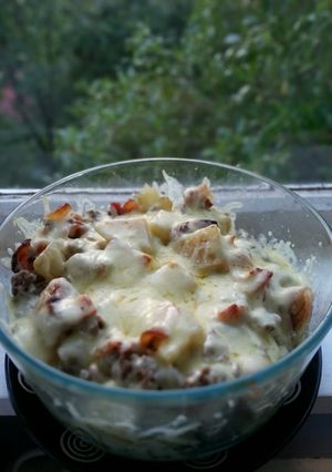A picture of Cheese, Mince, Bacon Potato bake.