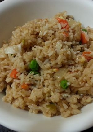 A picture of Chicken fried rice.