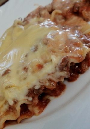 Una foto de Lasagna bolognesa con salsa bechamel