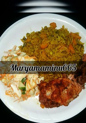 A picture of Fried Rice with chicken.
