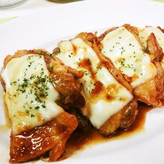 A picture of Cheesy Chicken Thigh Teriyaki.