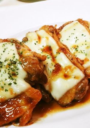 A picture of Cheesy Chicken Thigh Teriyaki.