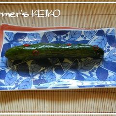 A picture of Whole Pickled Cucumber.