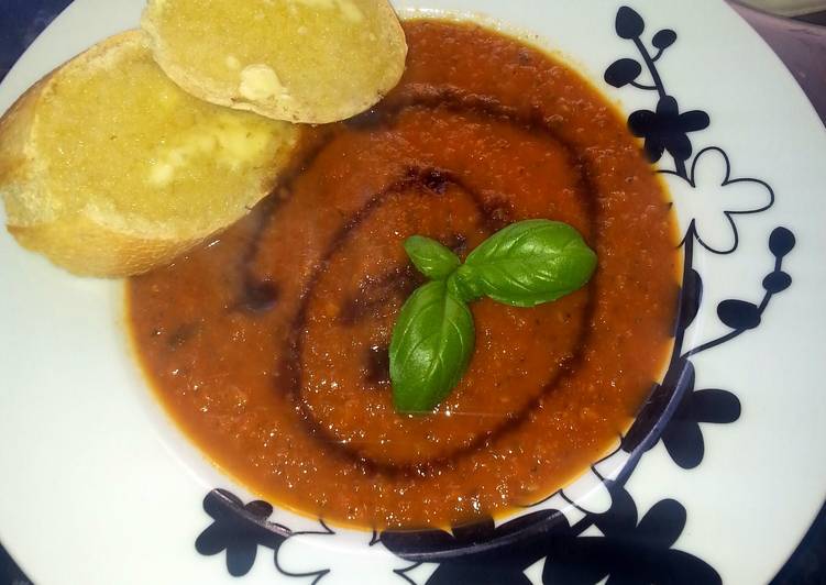 My Grandma Love This Tomato and Courgette/Zucchini Soup