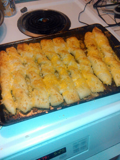 A picture of Cheesy Garlic Breadsticks.