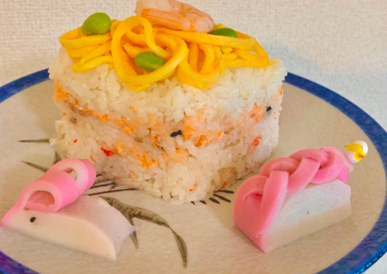 Japanese Sushi Cake 🍣 Belah Ketupat ♢ dengan Kardus Jus