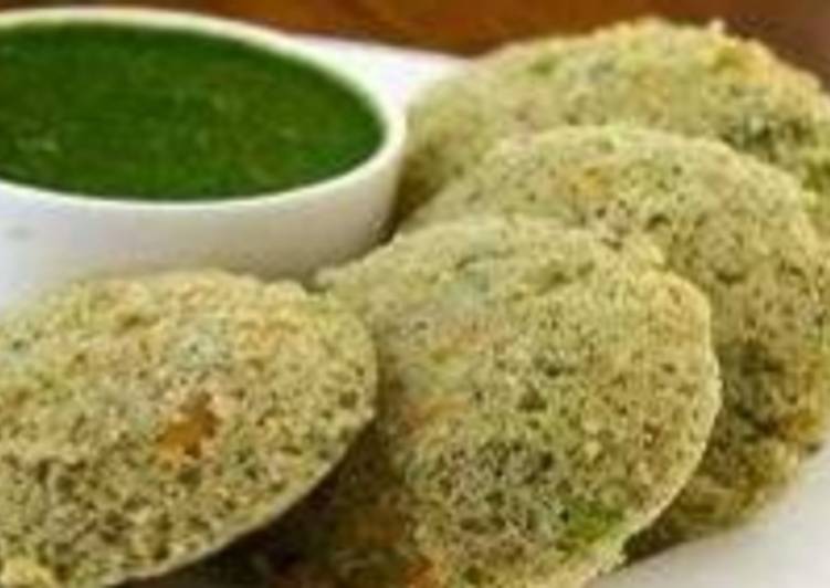 Recipe of Appetizing Rice and Moong Dal Idli