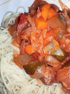A picture of Spaghetti with soya vege stew🍲.