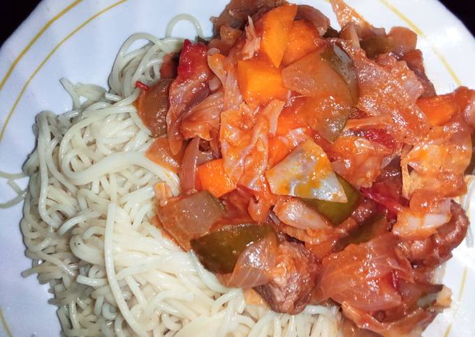 Spaghetti with soya vege stew🍲