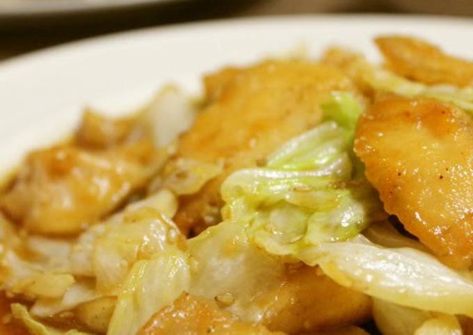 Tender Chicken Breast and Cabbage Stir-Fry in Delicious Sauce