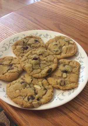 A picture of Chocolate Chippers.