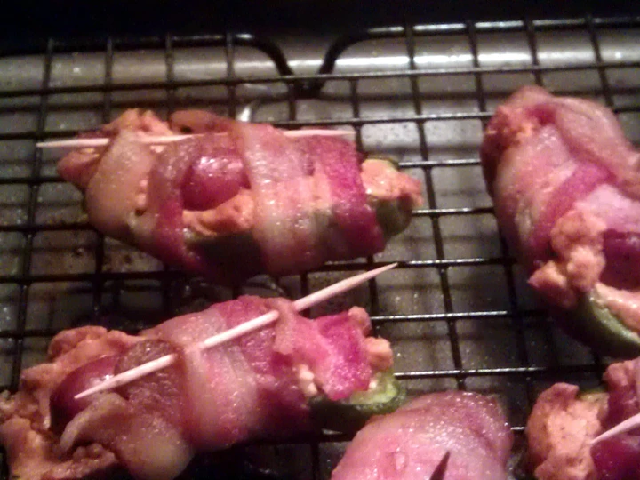 Easy Way Make jalapeno poppers stuffed with lil&amp;#39; smokies the  Makes Drooling So Delicious