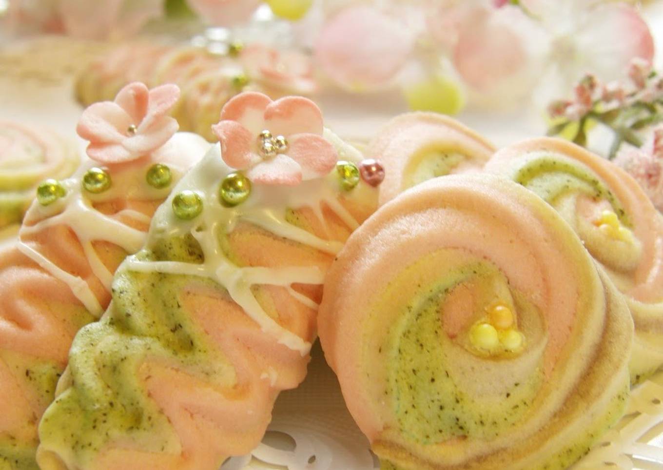 Cute and Easy Spritz Cookies for Hina Matsuri (Doll Festival)