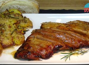 Foto principal de Secreto de cerdo al horno y patatas aplastadas